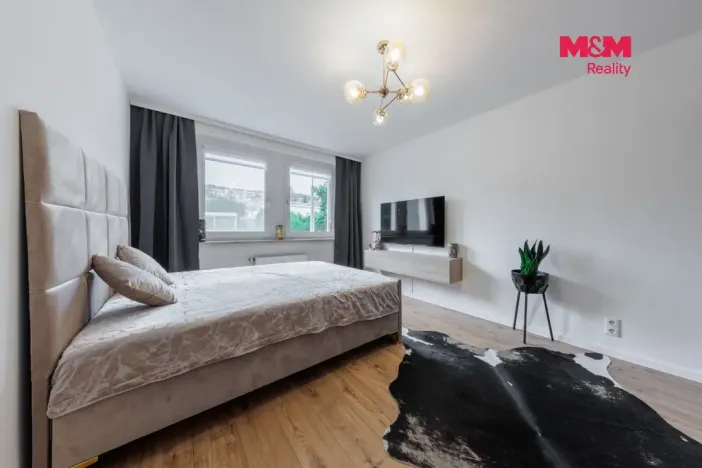 Prodej bytu 2+kk, Kraslice, Školní, 52 m2