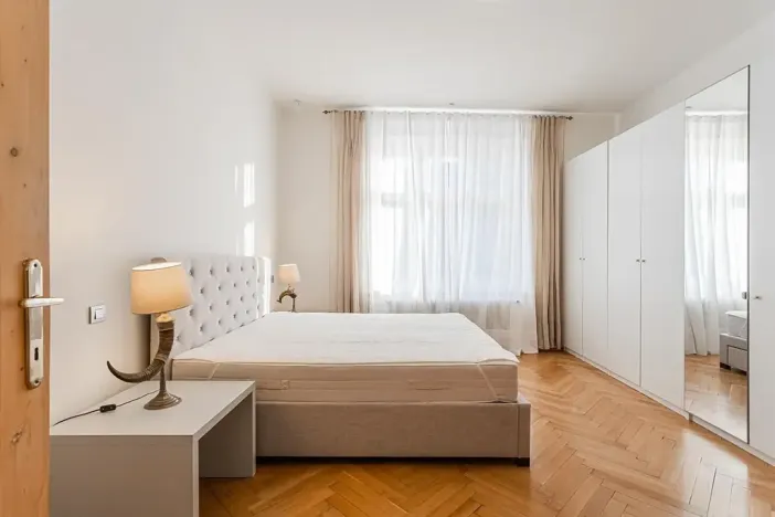 Pronájem bytu 4+1, Praha - Vinohrady, Hradešínská, 120 m2
