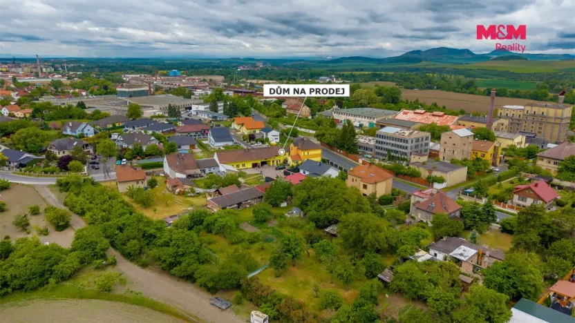 Prodej činžovního domu, Černčice, Husova, 732 m2