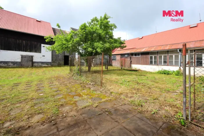 Prodej rodinného domu, Černovice - Benešov, 265 m2