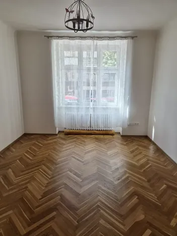 Pronájem bytu 4+1, Praha - Bubeneč, Charlese de Gaulla, 108 m2
