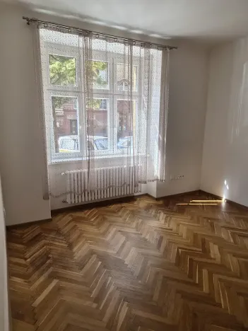 Pronájem bytu 4+1, Praha - Bubeneč, Charlese de Gaulla, 108 m2