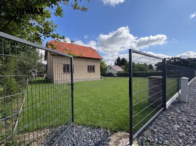 Prodej pozemku pro bydlení, Mukařov, Pražská, 853 m2
