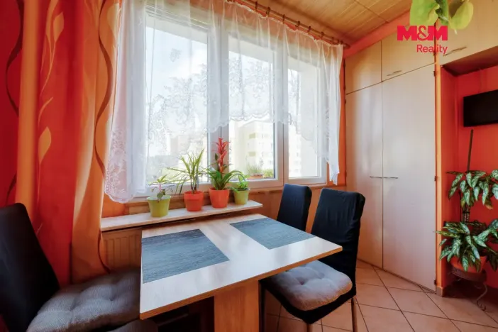 Prodej bytu 1+1, Třemošná, Sídliště, 40 m2