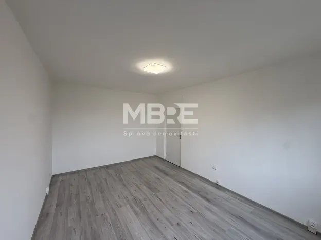 Pronájem bytu 2+1, Kadaň, Chomutovská, 53 m2