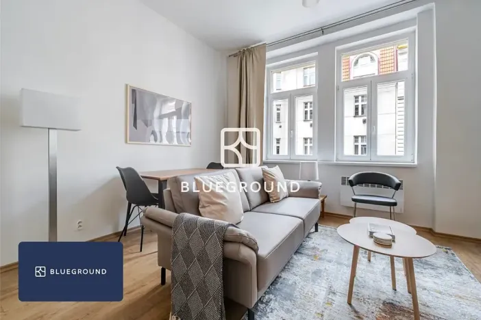 Pronájem bytu 2+kk, Praha - Vinohrady, Sarajevská, 42 m2