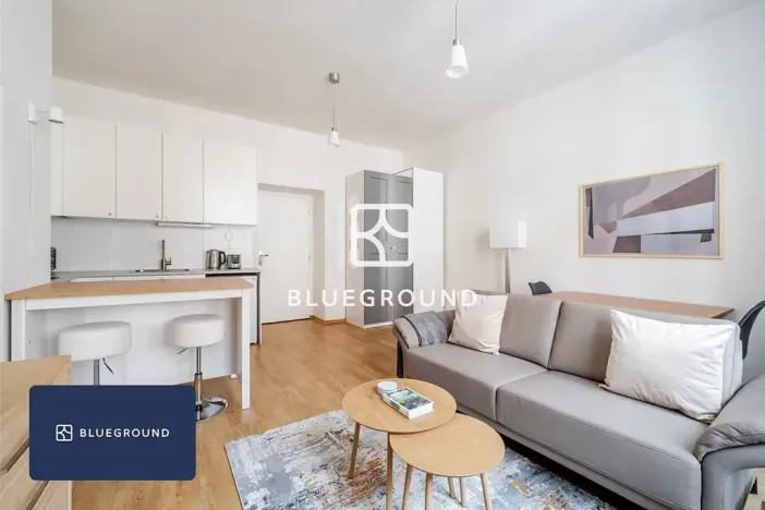 Pronájem bytu 2+kk, Praha - Vinohrady, Sarajevská, 42 m2