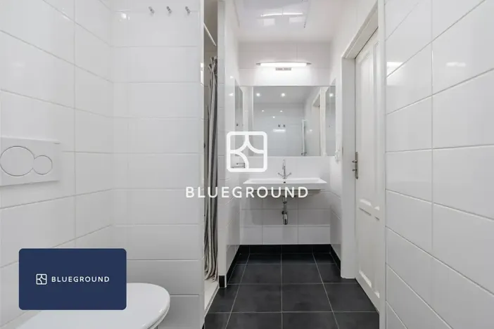 Pronájem bytu 2+kk, Praha - Vinohrady, Sarajevská, 42 m2