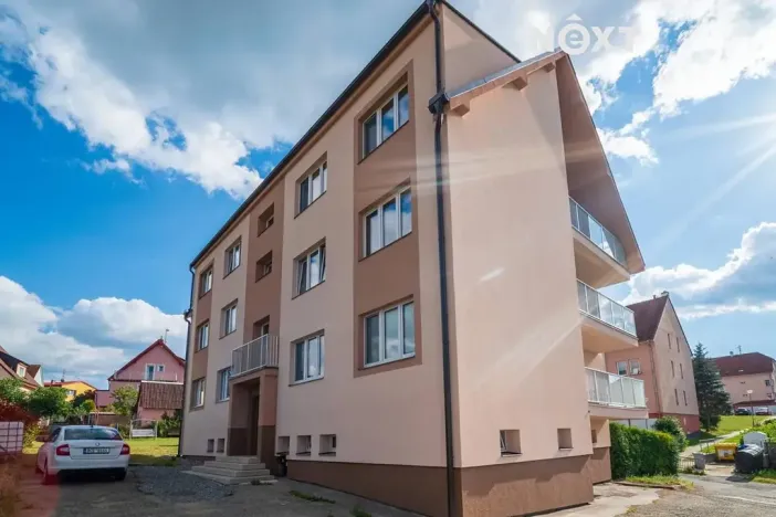 Prodej bytu 3+1, Kaplice, Luční, 68 m2