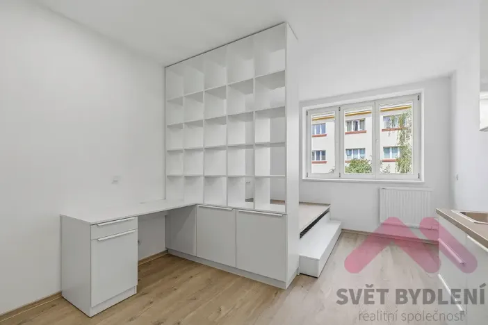 Pronájem bytu 1+kk, Praha - Žižkov, Biskupcova, 25 m2