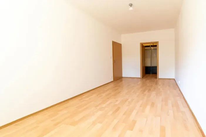 Pronájem bytu 2+kk, Praha - Strašnice, Gutova, 65 m2