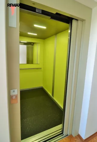 Pronájem bytu 2+kk, Praha - Řepy, Galandova, 46 m2