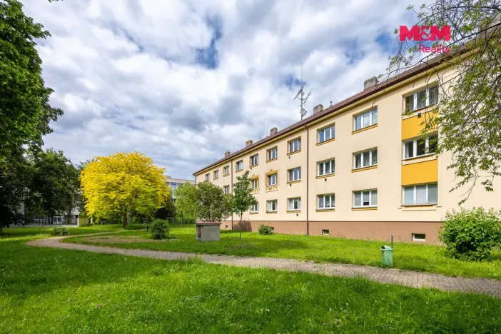 Pronájem bytu 2+1, Pardubice - Bílé Předměstí, Dašická, 50 m2