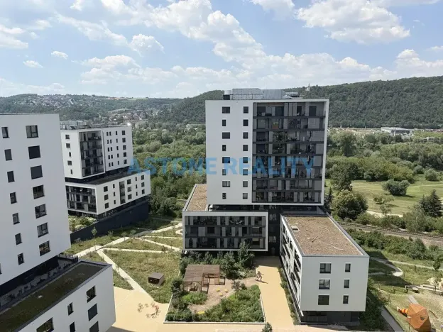 Pronájem bytu 1+kk, Praha - Modřany, Mezi vodami, 39 m2