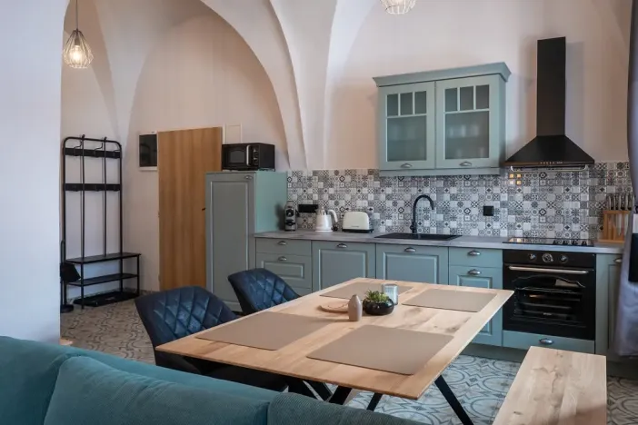 Prodej bytu 2+kk, Jáchymov, náměstí Republiky, 70 m2