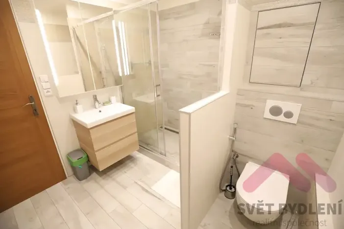 Pronájem bytu 3+kk, Praha - Prosek, Bílinská, 60 m2