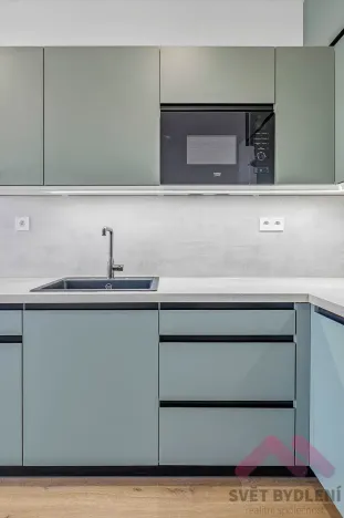 Pronájem bytu 1+kk, Praha - Modřany, Komořanská, 37 m2