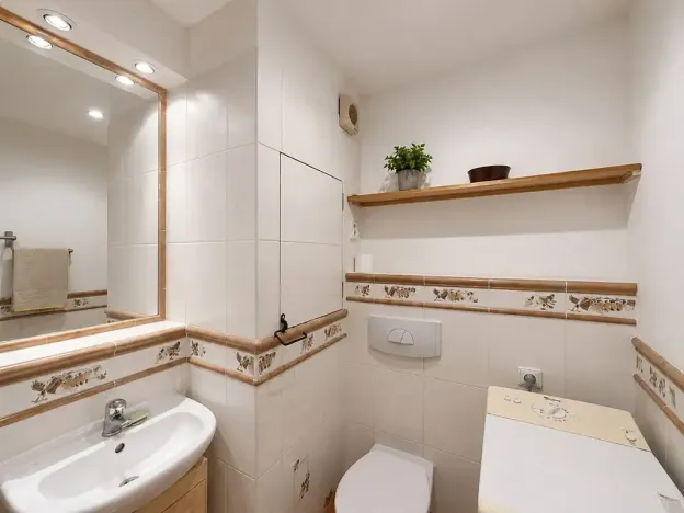 Pronájem bytu 2+kk, Liberec, nám. Tržní, 36 m2