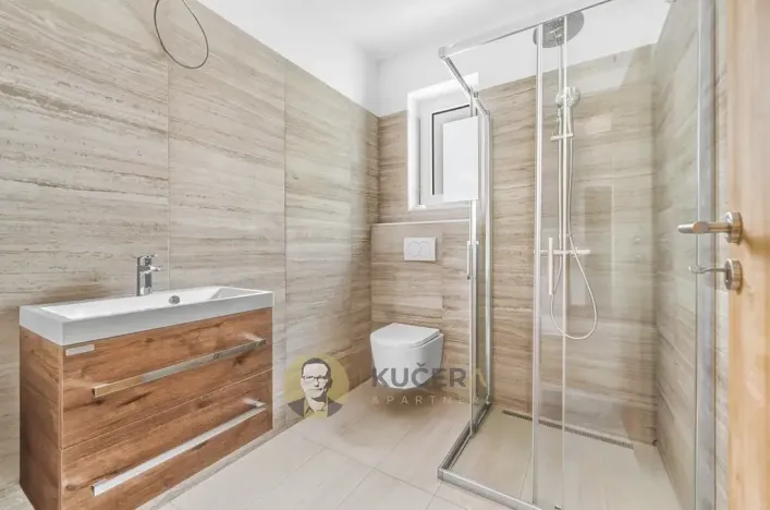 Prodej bytu 5+kk, Nemyslovice, 145 m2
