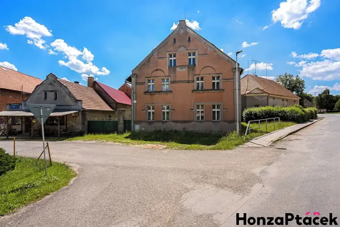 Prodej rodinného domu, Milostín, 490 m2