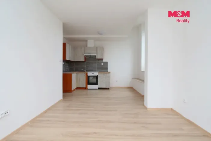Pronájem bytu 2+kk, Trutnov - Střední Předměstí, Horská, 45 m2