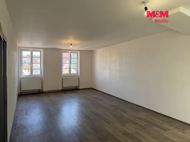 Pronájem bytu 3+1, Litomyšl - Litomyšl-Město, Smetanovo náměstí, 98 m2