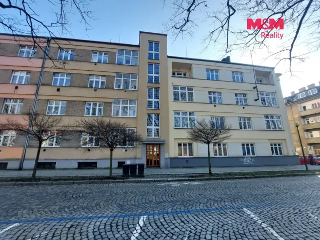 Pronájem bytu 3+kk, Jihlava, Štefánikovo náměstí, 71 m2