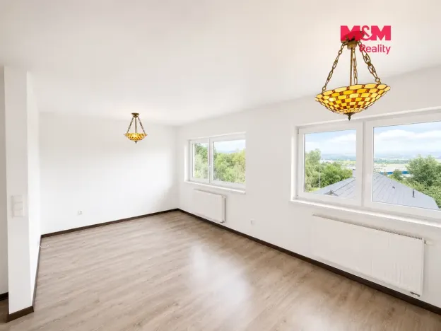 Pronájem bytu 3+kk, Jenišov, Horská, 77 m2