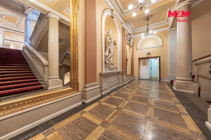 Pronájem kanceláře, Praha - Vinohrady, náměstí Míru, 92 m2