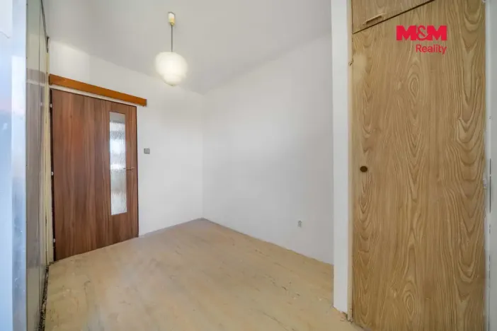 Prodej bytu 3+1, Domažlice, Ladova, 76 m2