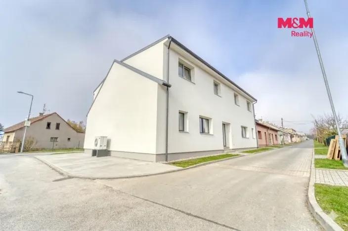 Pronájem bytu 2+kk, Tlučná, Tlučenská kolonie, 40 m2
