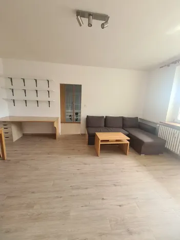 Pronájem bytu 2+1, Praha - Prosek, Okřínecká, 52 m2