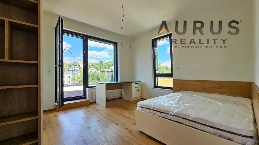 Pronájem bytu 4+kk, Praha - Nusle, Bělehradská, 123 m2