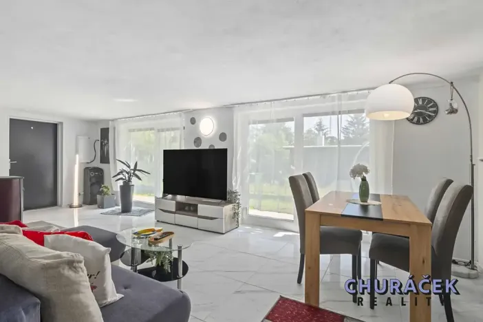 Pronájem chaty, Lešany, 80 m2