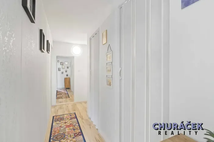 Pronájem chaty, Lešany, 80 m2