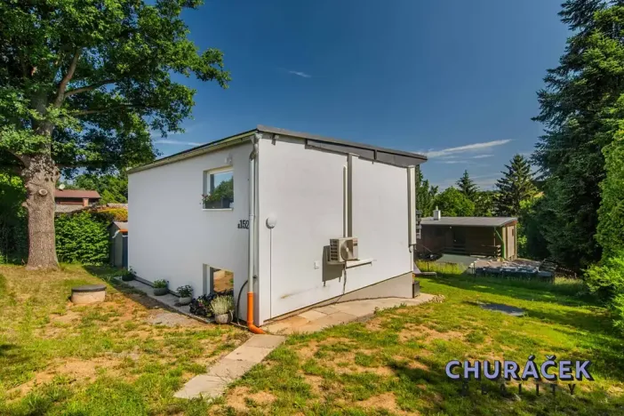 Pronájem chaty, Lešany, 80 m2
