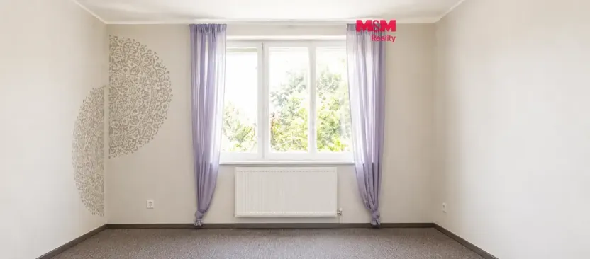 Pronájem komerční nemovitosti, Kladno, náměstí starosty Pavla, 34 m2