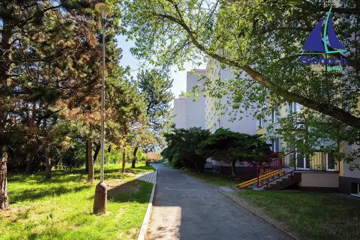 Prodej bytu 3+1, Odolena Voda, Československé armády, 80 m2