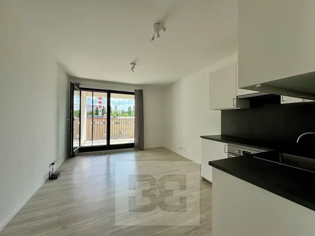 Pronájem bytu 1+kk, Brno, Střední, 32 m2