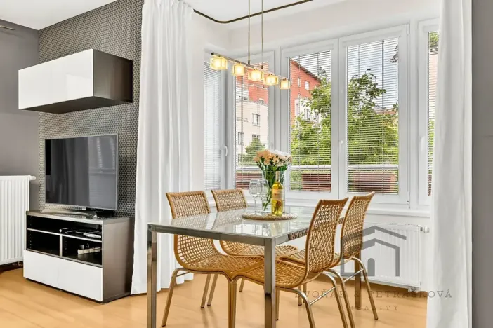 Pronájem bytu 2+kk, Praha - Záběhlice, Mattioliho, 61 m2