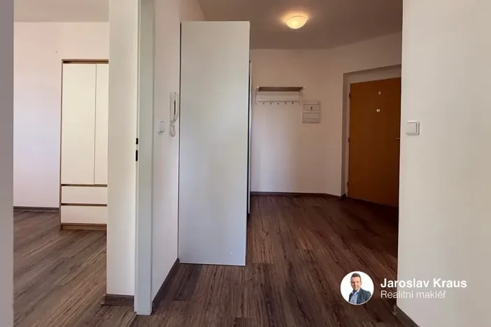 Pronájem bytu 2+kk, Jičín, Ruská, 71 m2