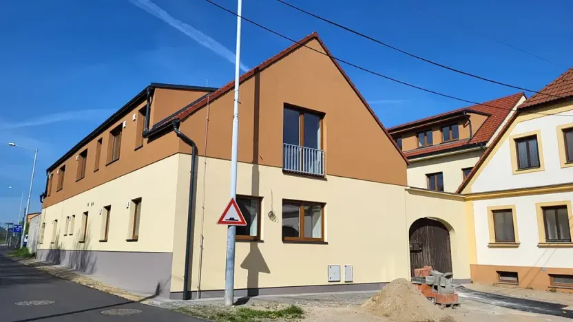 Pronájem bytu 2+kk, Praha - Cholupice, Podchýšská, 45 m2