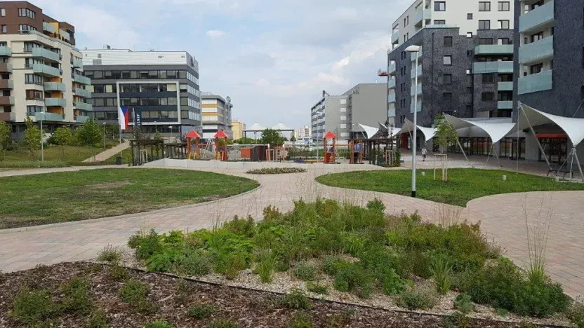Pronájem bytu 1+kk, Praha - Stodůlky, Svitákova, 32 m2
