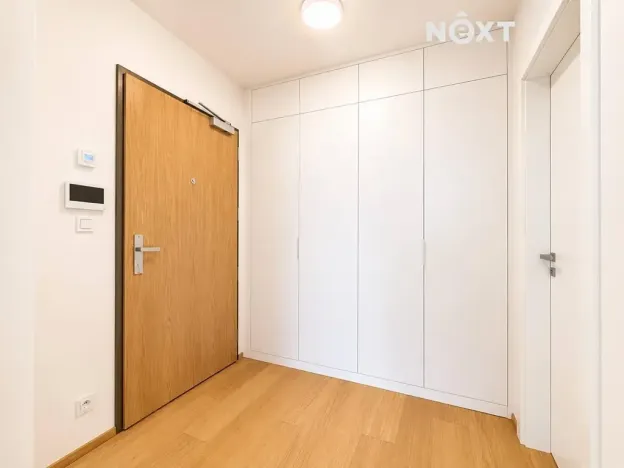 Pronájem bytu 1+kk, Praha - Hrdlořezy, V třešňovce, 34 m2