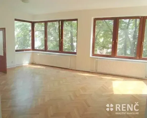 Pronájem bytu 2+1, Brno, Černopolní, 78 m2