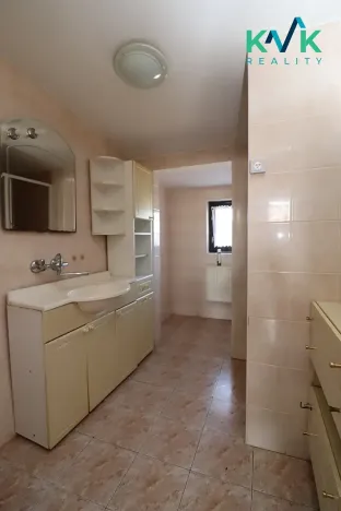 Prodej restaurace, Krásné Údolí, 227 m2