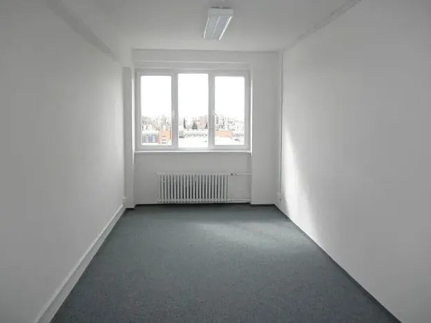 Pronájem kanceláře, Praha - Strašnice, Černokostelecká, 19 m2