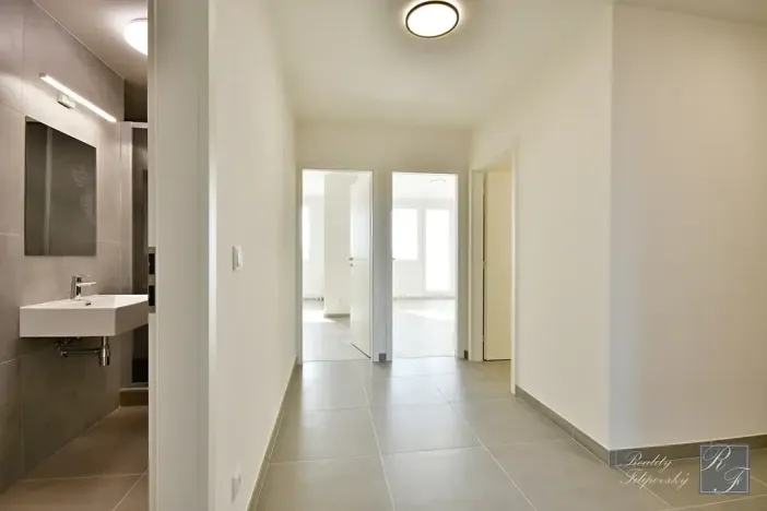 Prodej bytu 4+1, Praha - Čimice, Strážnická, 103 m2