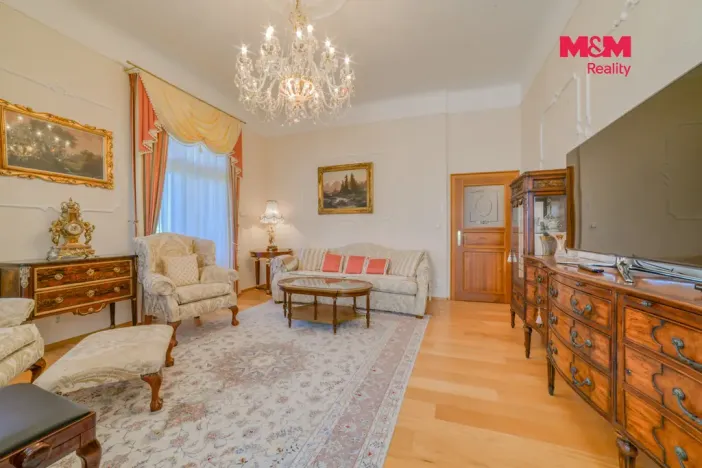 Prodej bytu 3+1, Mariánské Lázně - Úšovice, Anglická, 95 m2