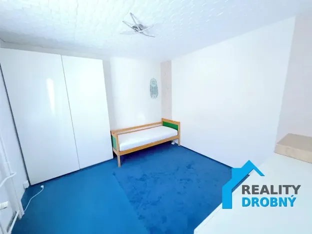 Pronájem bytu 3+1, Děčín, Čsl. armády, 66 m2